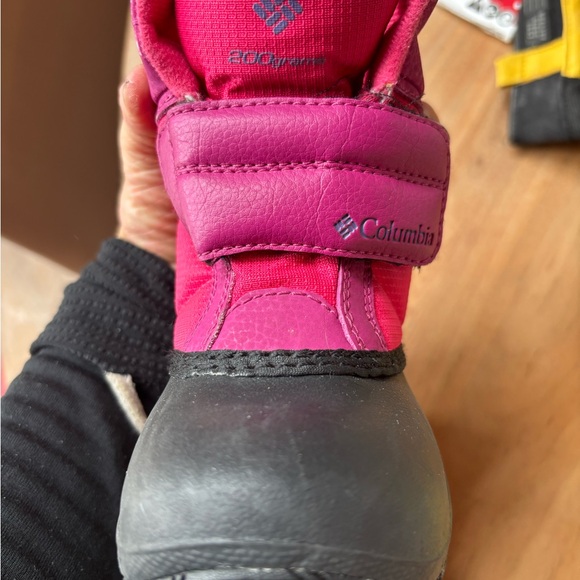 Columbia Snow Boots ~ Pink and Black - Picture 8 of 10